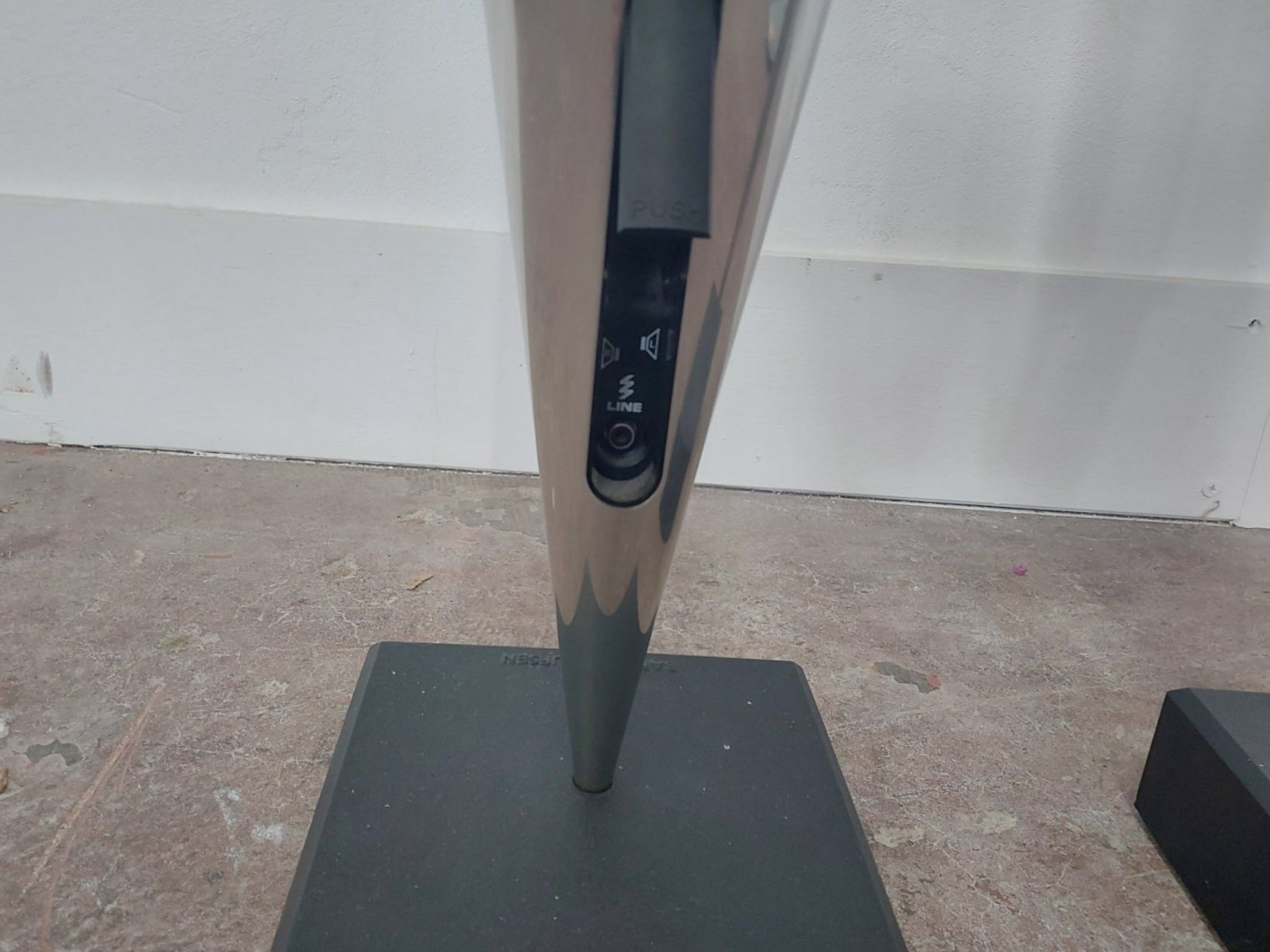 Bang & Olufsen Haut-parleurs: Stehboxen Beolab 8000 - Bang&Olufsen – D'occasion à Luzern par CaritasZentral 4