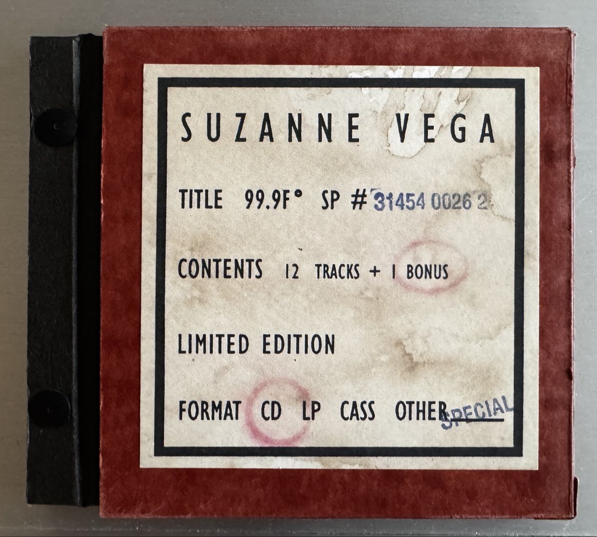 CD: CD Suzanne Vega - 99.9F* – Usato da Zürich venduto da tomakomai