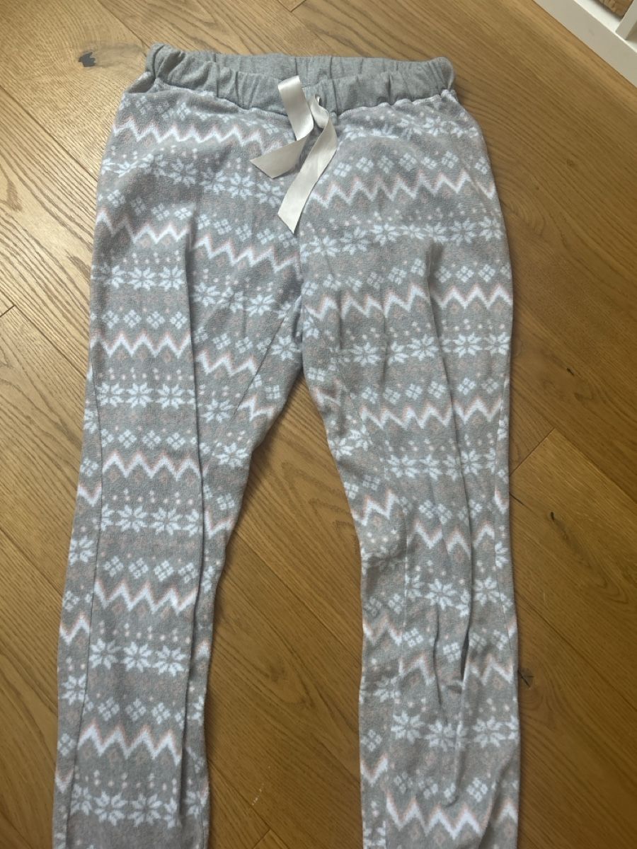 H&M Negligees & Pigiami: Kuschlige Pyjama Hose H&M Gr. S – Usato da Fraubrunnen venduto da alne777