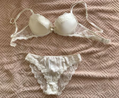LUXUS-BH-SET SEIDE/SPITZEN VON LISE CHARMEL