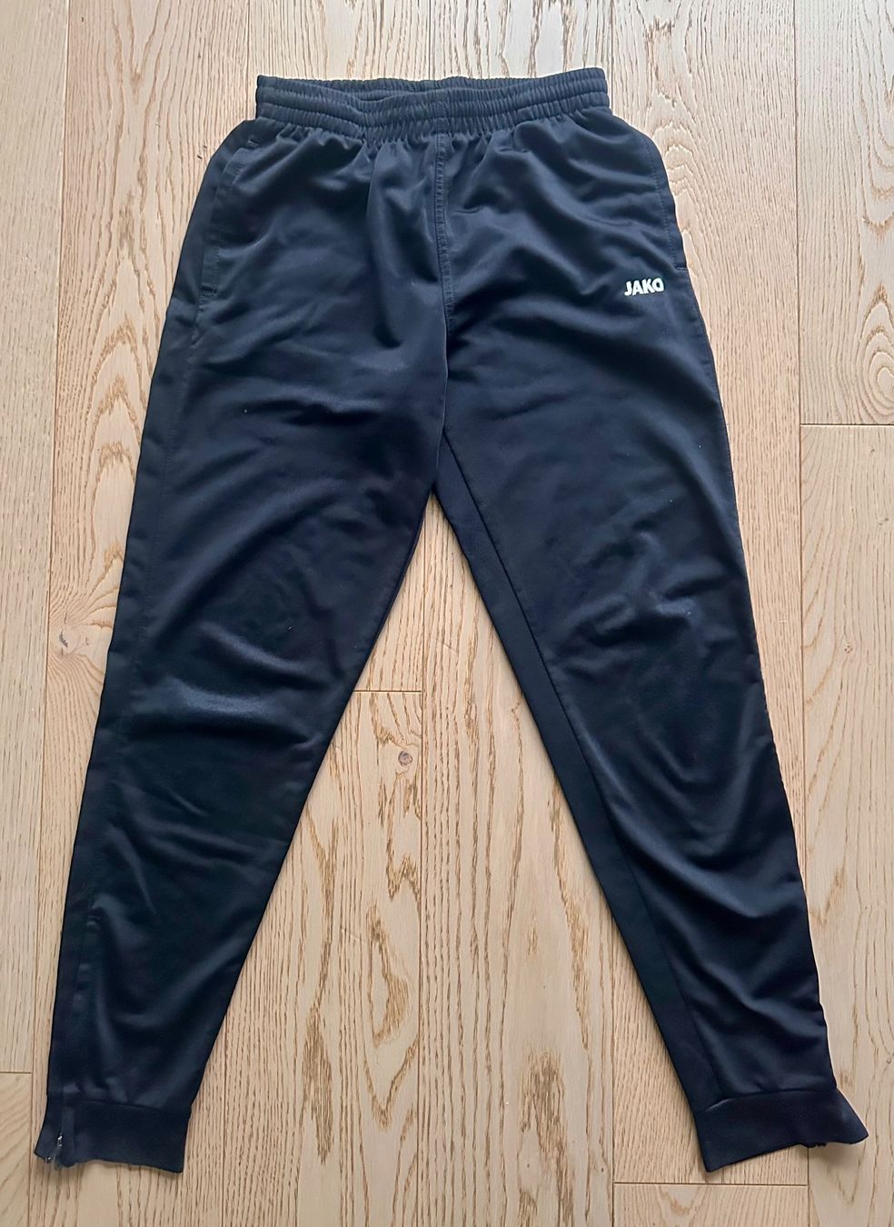 Jako Pantaloni: Trainingshose JAKO Schwarz – Usato da Abtwil SG venduto da sinsky_ 1