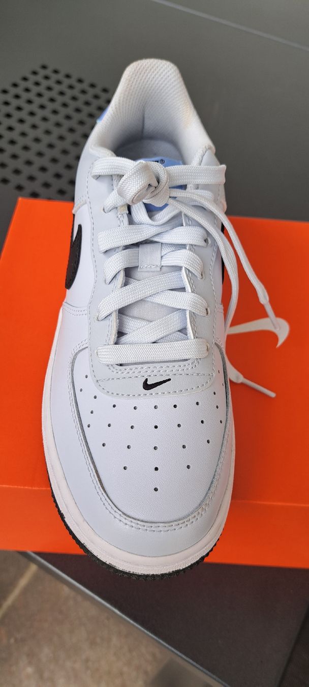 Nike Schuhe für Mädchen: Nike Air Force 1 – Neu (gemäss Beschreibung) aus rupperswil von karate74 3