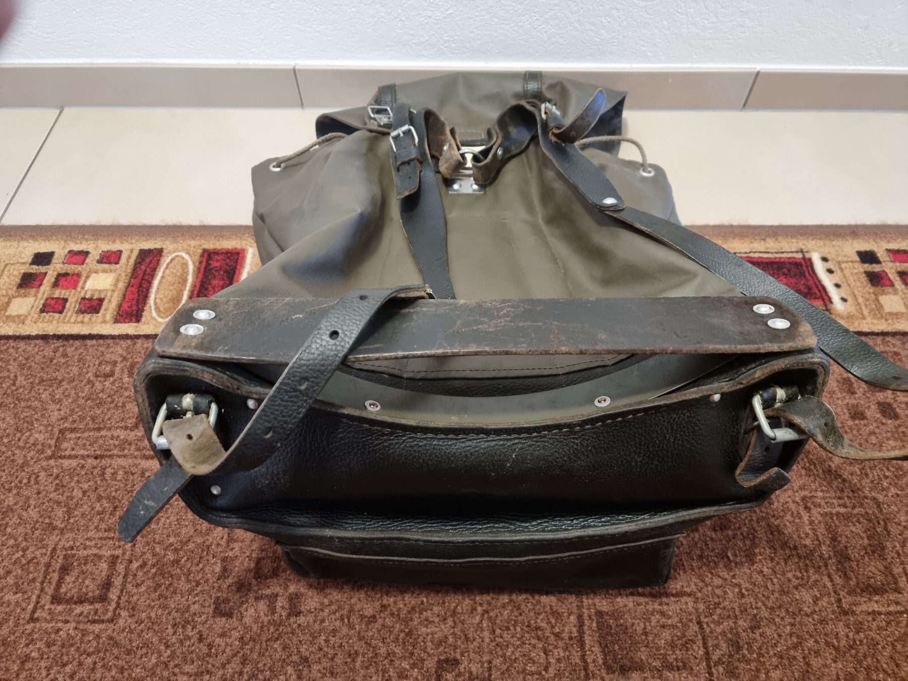 Zaini: Militärrucksack – Usato da Zuchwil venduto da Stefan00 4