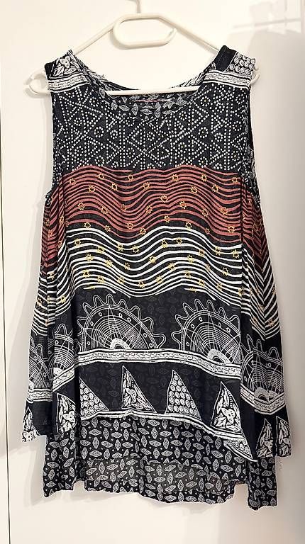 Lotti di vestiti: Top und Hose / 2 Teiler – Usato da Möhlin venduto da Fusel7 1