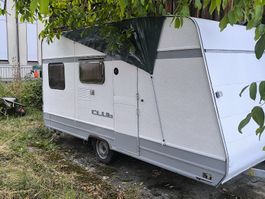Wohnwagen als Verkaufsstand 