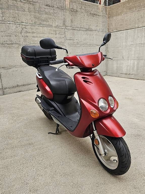 Scooter: Mbk Ovetto 50 yn Yamaha Neo's  – Usato da Viganello venduto da HaniHela 1