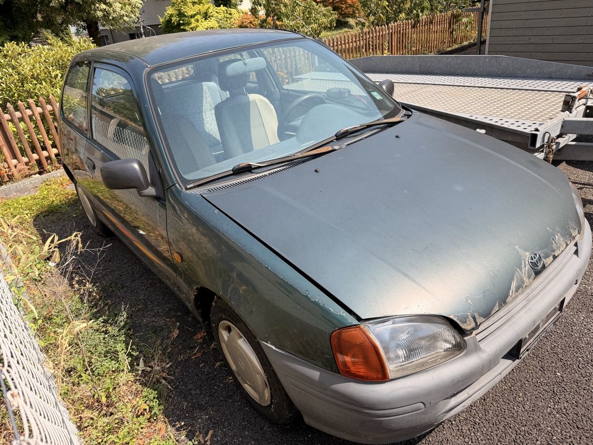 Toyota Autos: Toyota Starlet – Defekt aus Lengnau BE von KaSperLe01 1