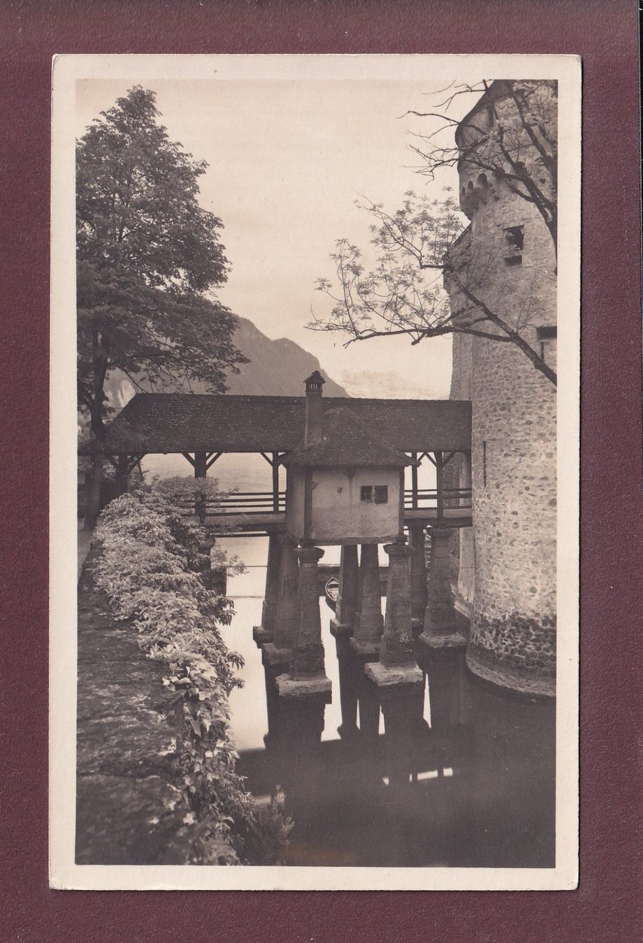 Ansichtskarten: Château de CHILLON - Pont en bois – Gebraucht aus Pully von nicecards