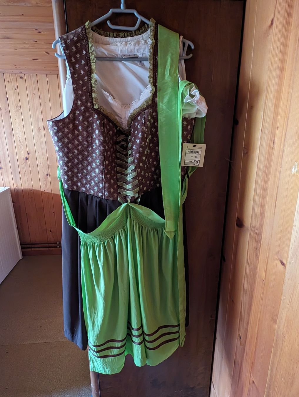 Vestiti: Dirndl – Nuovo (secondo la descrizione) da Hasle LU venduto da Ragu01 1
