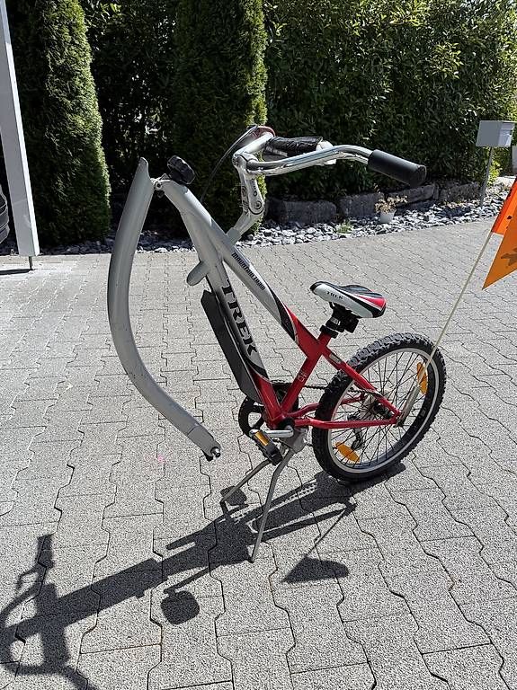 Biciclette: TREK Schattenvelo inkl. 2x Kupplungsset – Usato da Safenwil venduto da A.Besic