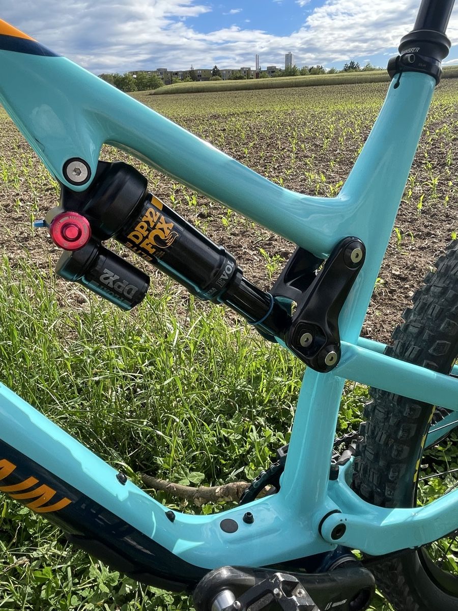 Rocky Mountain Bicycles Biciclette: Rocky Mountain Altitude Carbon 2021 – Nuovo (secondo la descrizione) da Ostermundigen venduto da Lexington_100 6