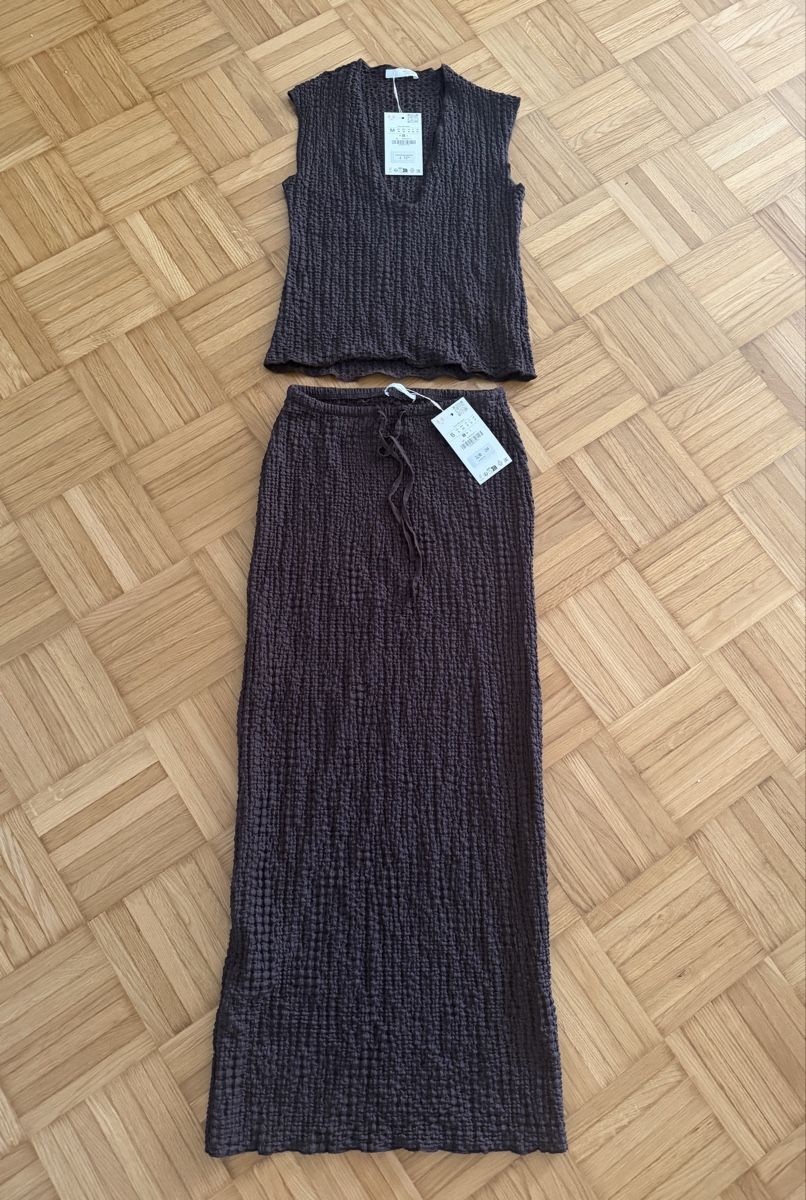 Zara Gonne: ZARA Top & Rock mit Strukturmuster Gr. S/M – Nuovo e nell'imballaggio originale da Wetzikon ZH venduto da tuna83 3