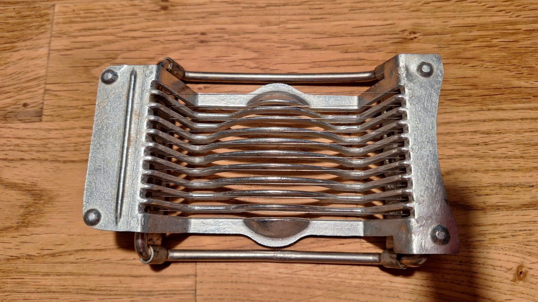 Elettrodomestici da cucina: Vintage Eierschneider , Metall – Usato da Dornach venduto da majo8689 5