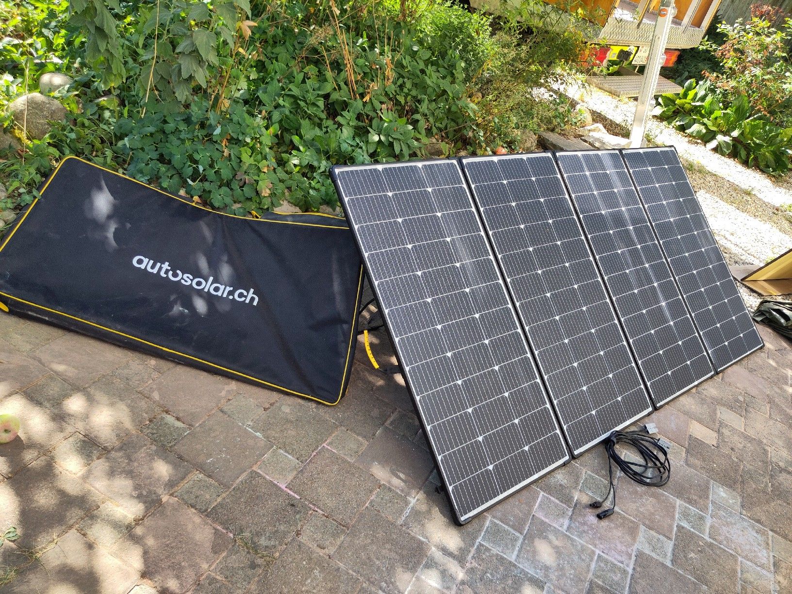 Solargeräte und Solarprodukte: Solarkoffer 440W – Gebraucht aus Fulenbach von DCD791
