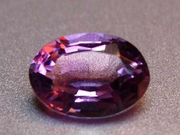 Pietre preziose: Améthystes AAA ovales 7 x 5 mm / 0.62 ct – Nuovo (secondo la descrizione) da La Chaux-de-Fonds venduto da j-aime-les-gemmes 2