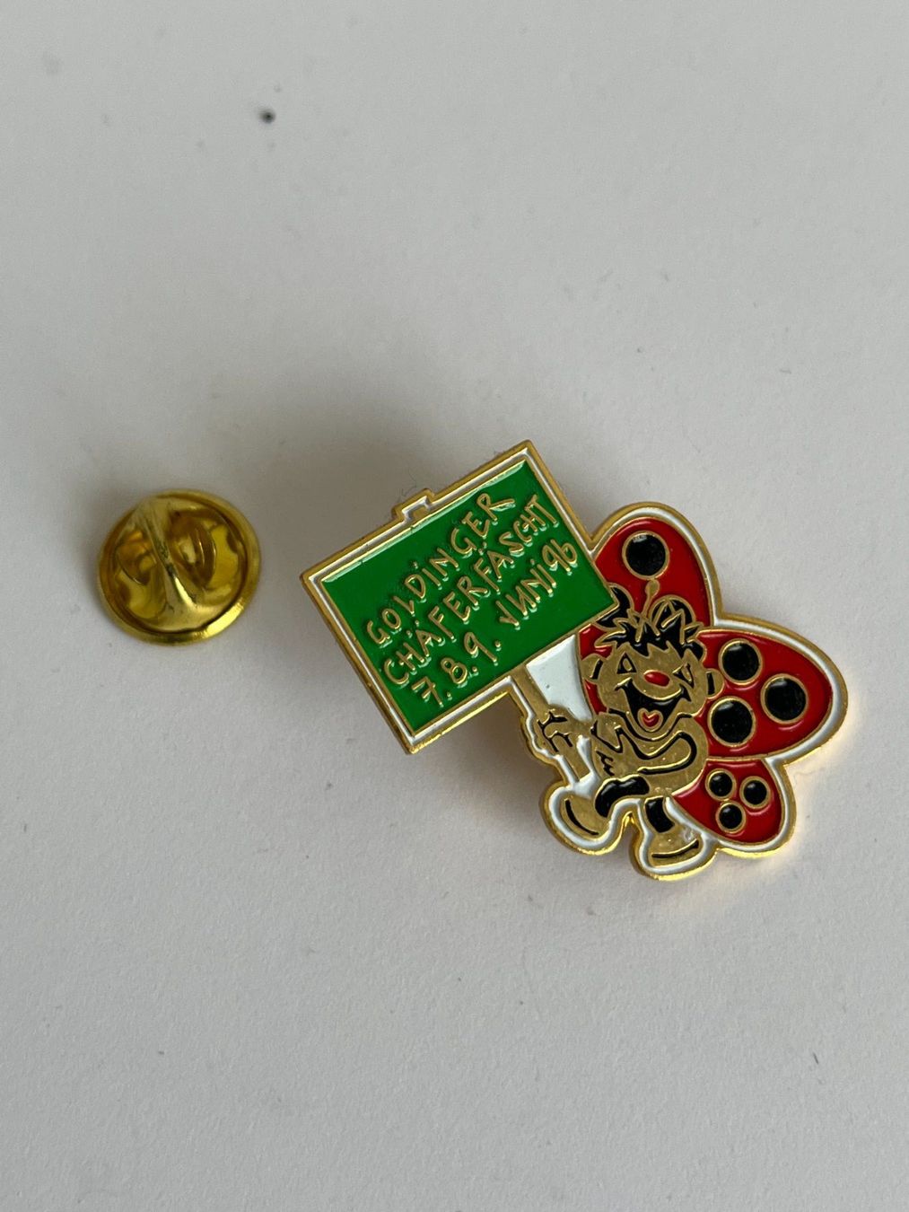 Placchette & Badge: Goldingerchäferfäscht Pin Juni 96 – Usato da Dietikon venduto da sch_w2tw
