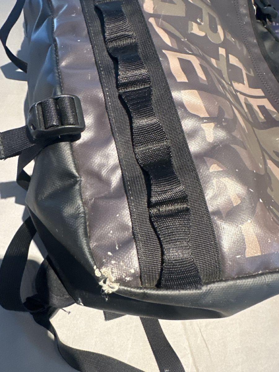 North Face Zaini: The North Face Fuse Rucksack  – Usato da Bassersdorf venduto da Ayumiyamaguchi 4
