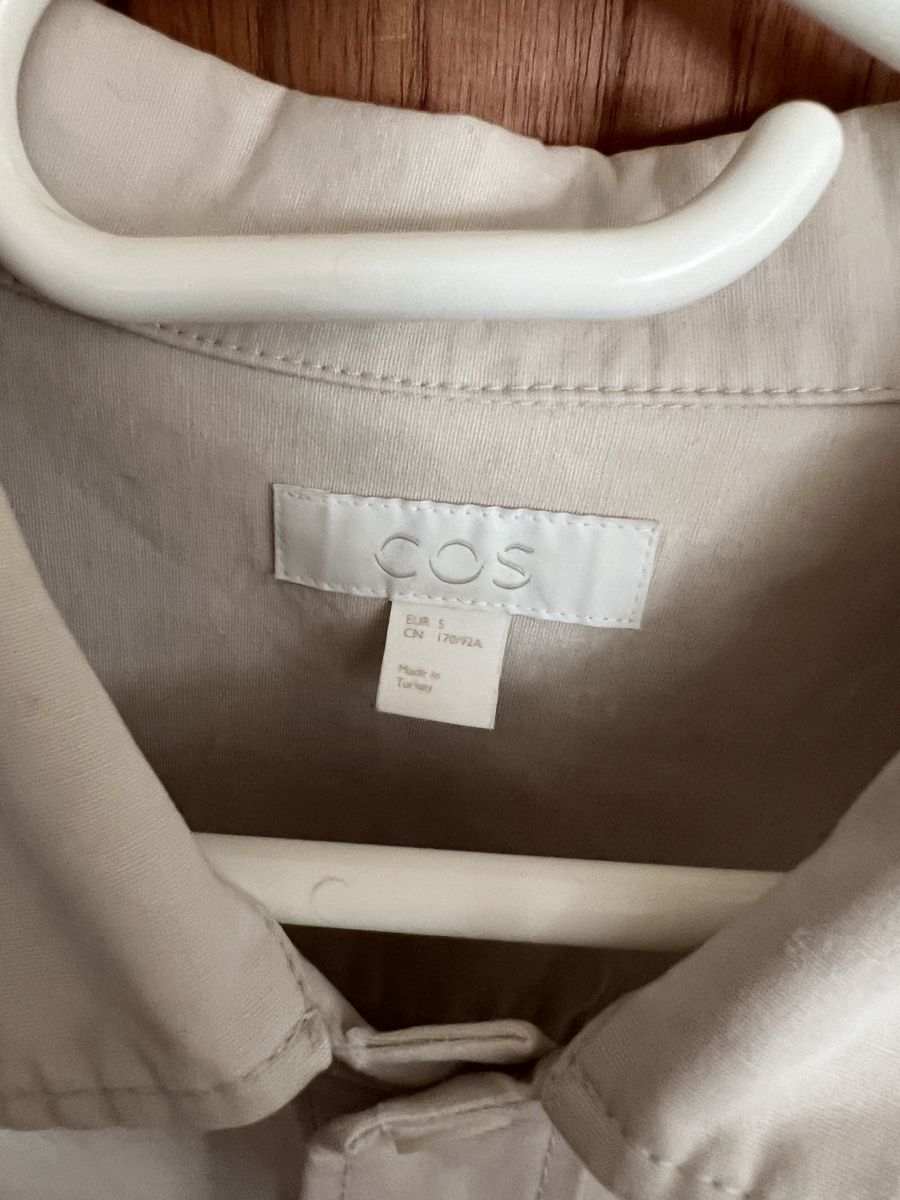 Cos Hemden: COS Hemd Beige, Grösse L, Top Zustand – Neu (gemäss Beschreibung) aus Altstätten SG von melody- 1