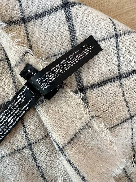 Foulard & Sciarpe: Zara Schal 4 – Usato da St. Gallen venduto da Sabrinaaa 2
