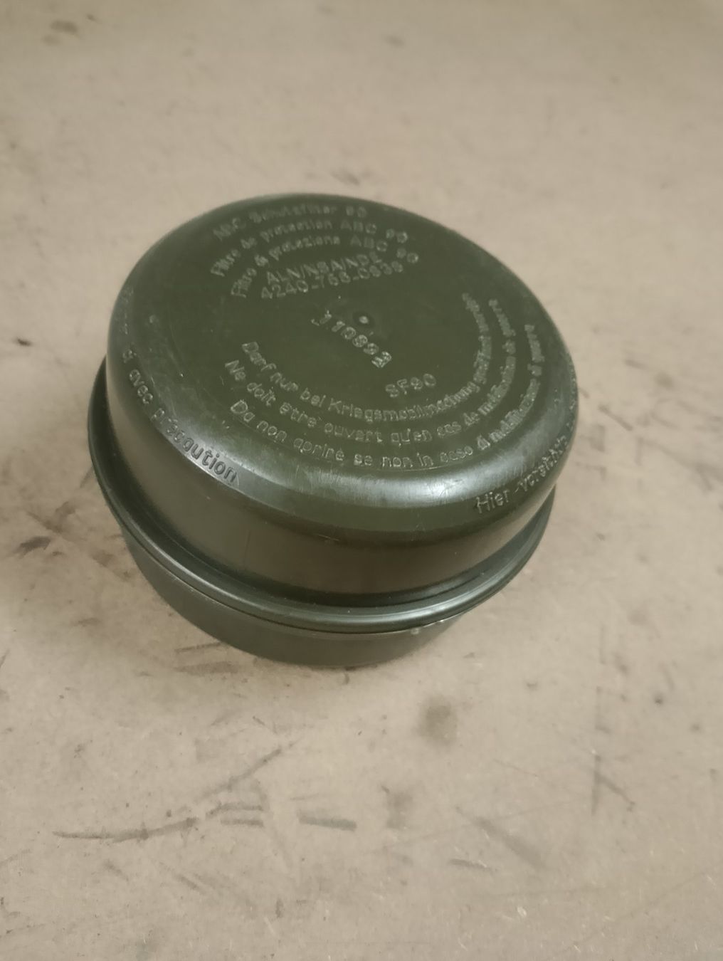 Schweizer Armee Uniformi: Filter zu Schutzmaske 90 Schweizer Armee – Nuovo (secondo la descrizione) da Safenwil venduto da dodgewc12 2