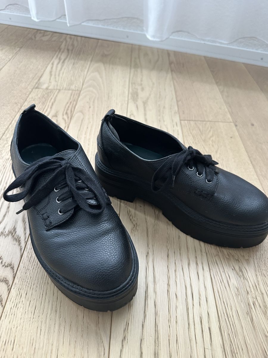 Next Scarpe da donna: Next Halbschuhe Plateu – Nuovo (secondo la descrizione) da Wallenwil venduto da roberta.gr 2