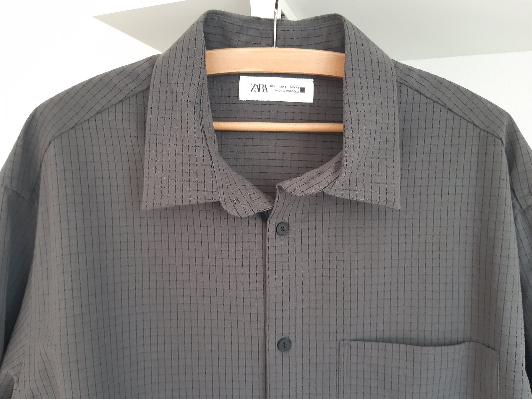 Zara Camicie: Zara Herrenhemd grau NEU! – Nuovo (secondo la descrizione) da Basel venduto da odradek 1