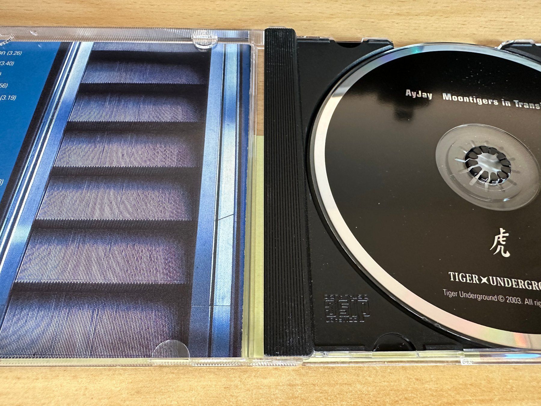 CD: AyJay – Moontigers In Transit – Usato da Rikon im Tösstal venduto da Alpenmutz 2
