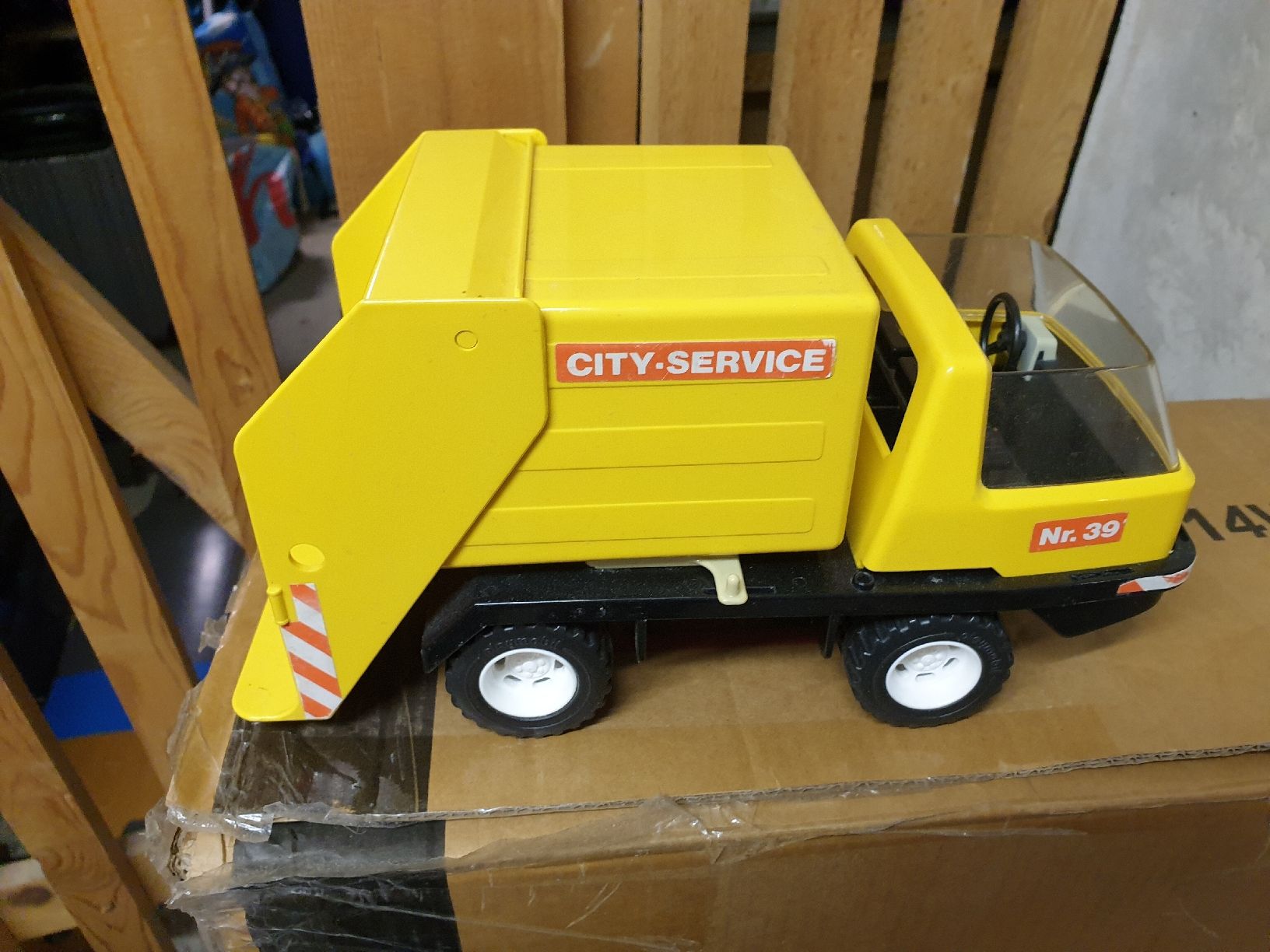 Playmobil Giocattoli: Playmobil Müllwagen – Usato da Ittigen venduto da Ziok187