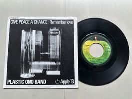 JOHN LENNON BEATLES YOKO ONO tolle Single Kult Give peace a