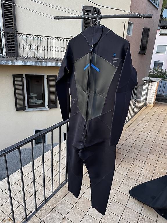 Decathlon Mute per immersioni: Muta Decathlon Van Rysel Triathlon SD – Usato da Carabbia venduto da ale_t8rn 2