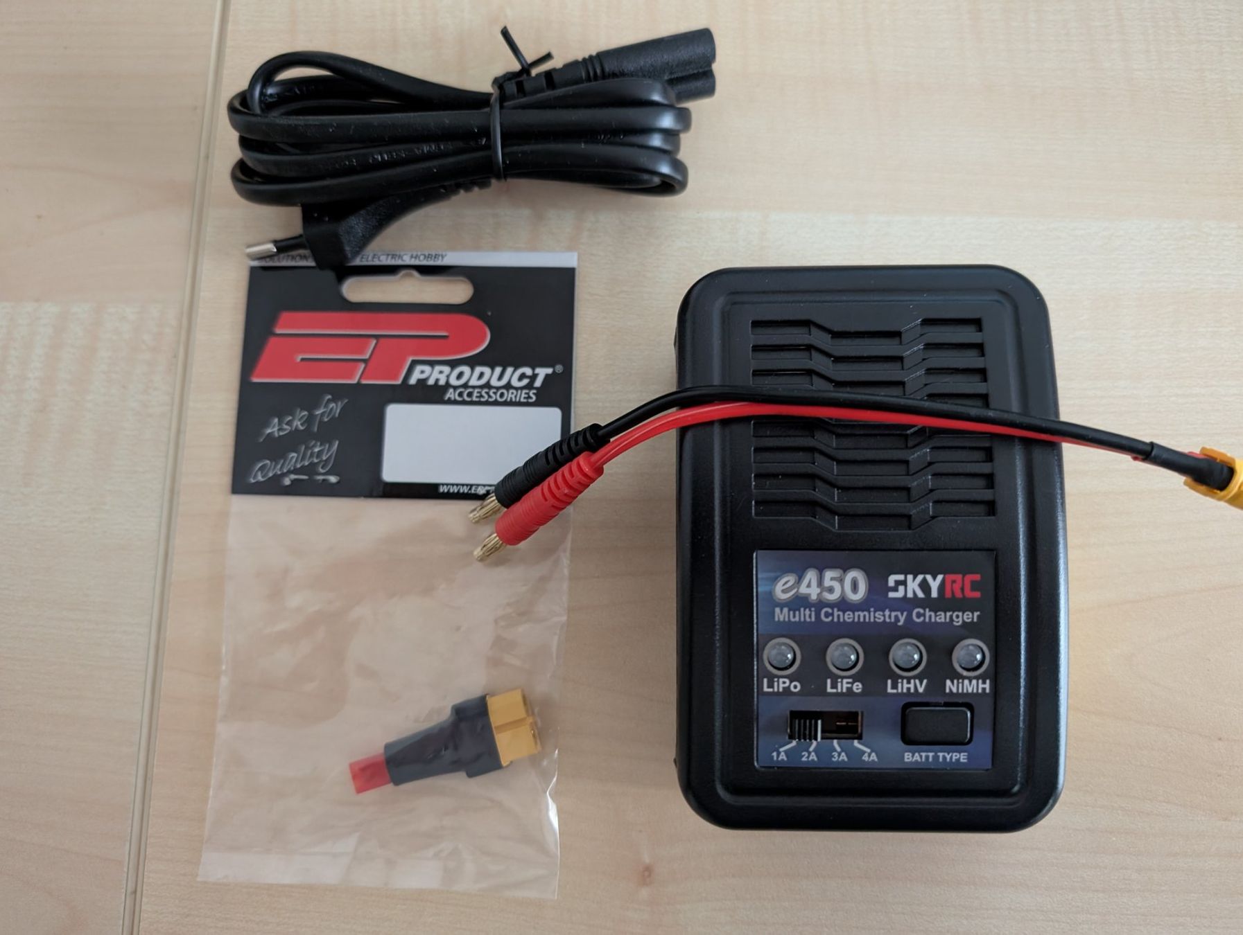 Modellismo RC: SKYRC e450 Multi-Chemistry Ladegerät – Nuovo (secondo la descrizione) da Schwerzenbach venduto da Tschan09 1
