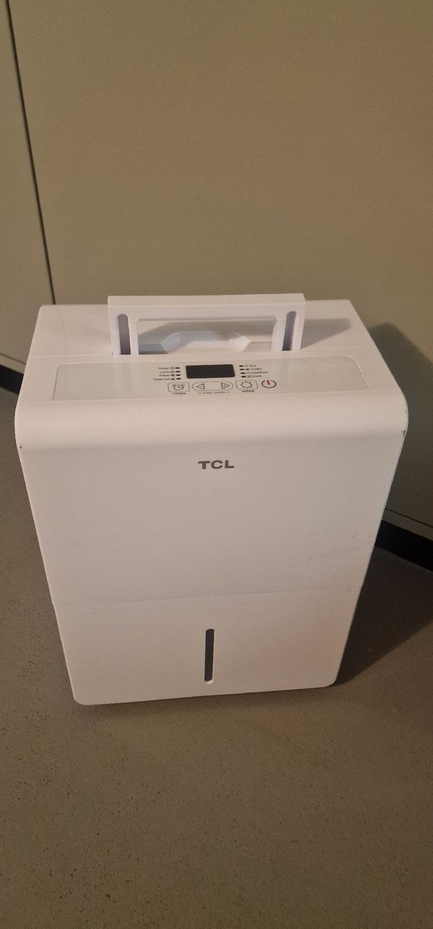 Deumidificatori: TCL Entfeuchter DEM505B gebraucht – Nuovo (secondo la descrizione) da Steinhausen venduto da NaDaLe17
