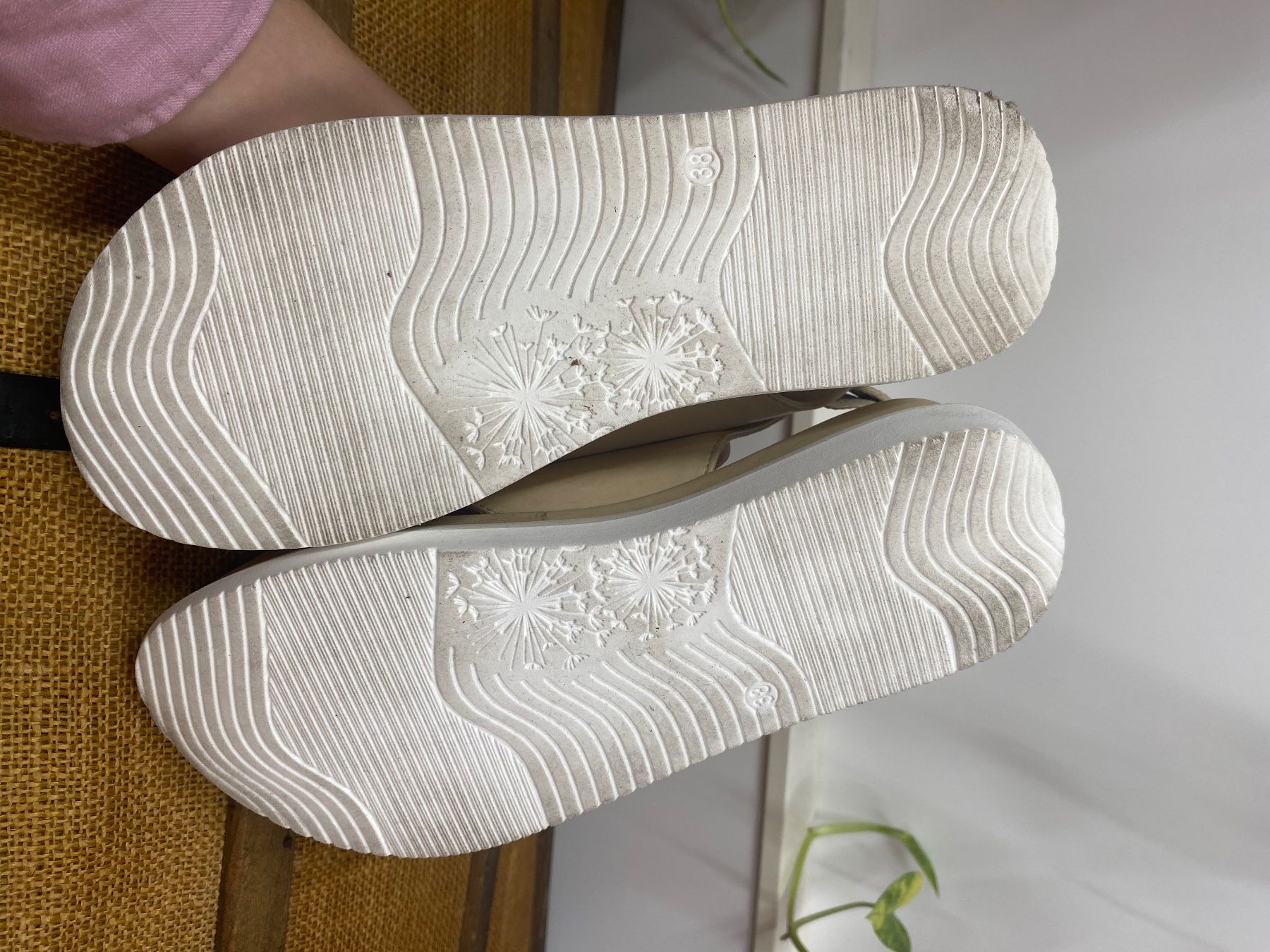 Mjus Damenschuhe: Sandalen Gr.38 Mjus – Gebraucht aus Steffisburg von kla_65qs 3