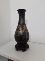 antike bemalte Vase asiatisch