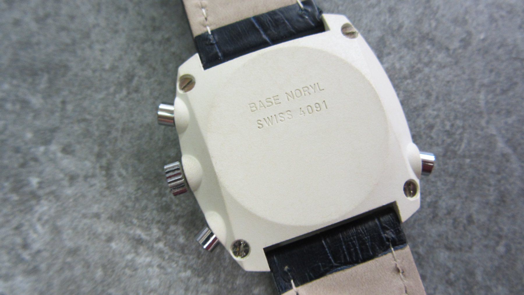 Uhren: MENTOR Chronograph, Vintage 70zigerj. – Gebraucht aus Hölstein von niala06 4