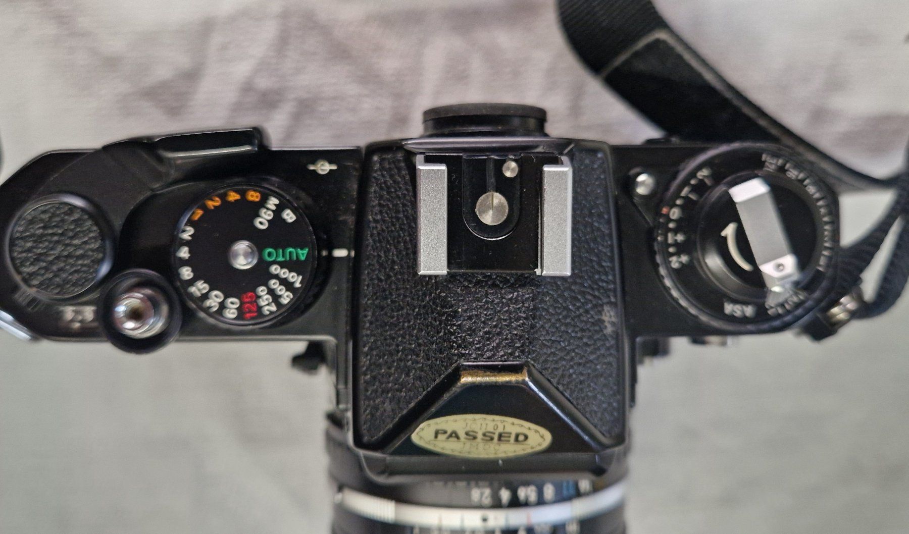 Nikon Fotocamera: NIKON FE GEHÄUSE MIT ZUBEHÖR – Usato da Bilten venduto da Mic2022 7