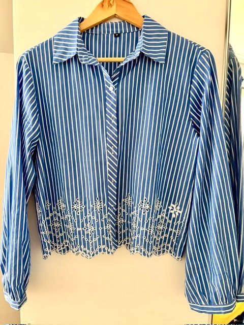 Camicette: modernes Blusenshirt, S/M – Usato da Zürich venduto da gunti02
