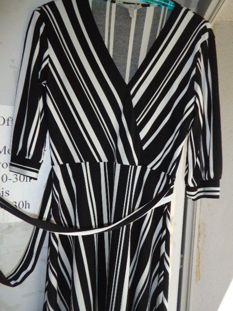 H&M Kleider: Damen Kleid Grösse M – Gebraucht aus Zürich von liquidation-cobra 4