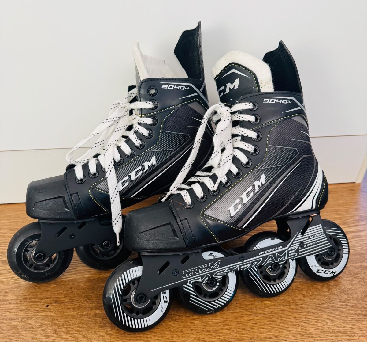Ccm Pattini in linea & Pattini a rotelle: CCM Inlineskates Grösse 40 – Usato da Moosseedorf venduto da mswalker