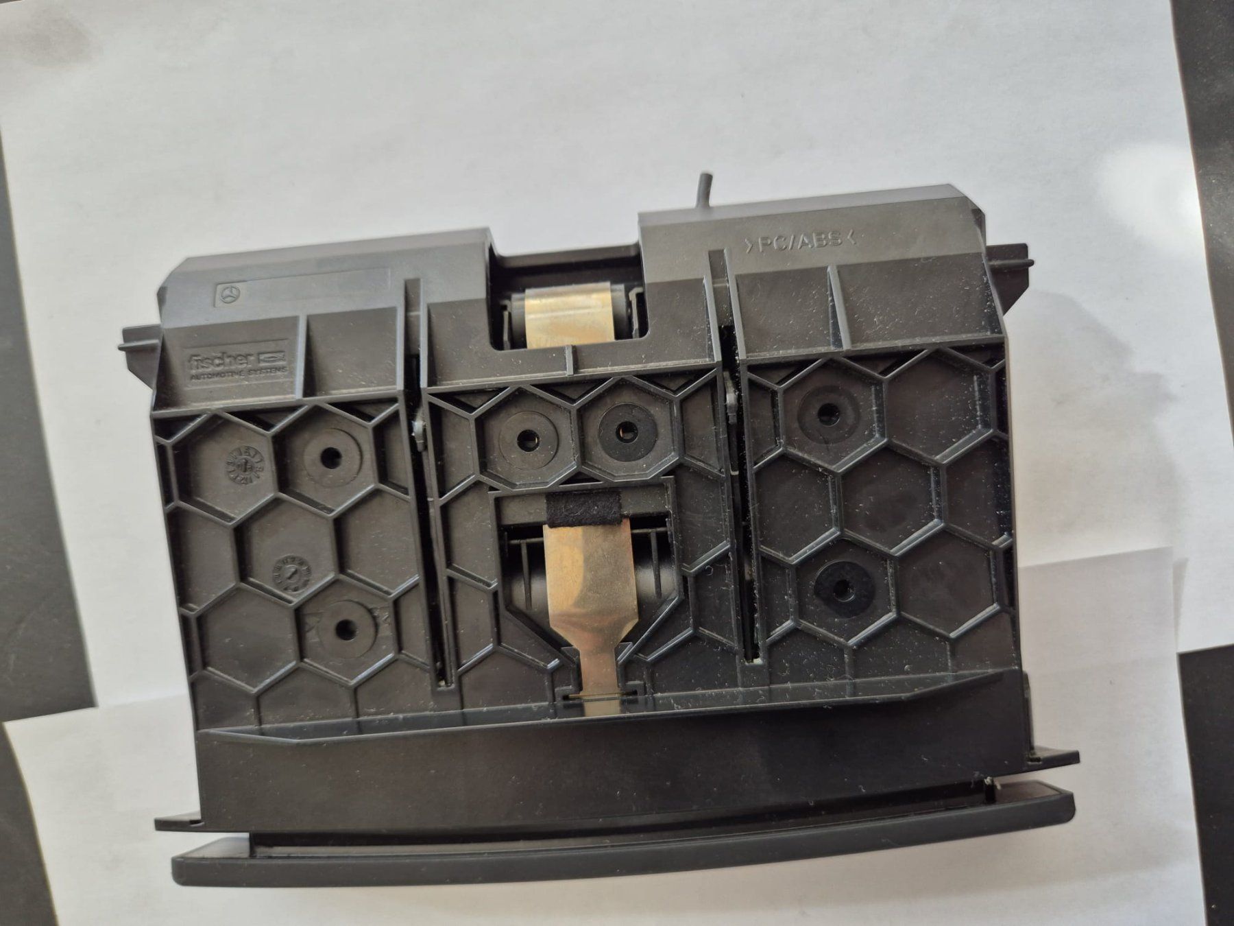 Mercedes-Benz Accessori per altri veicoli: Original Mercedes Ablagefach – Nuovo e nell'imballaggio originale da Fällanden venduto da SwissClassicCar 1