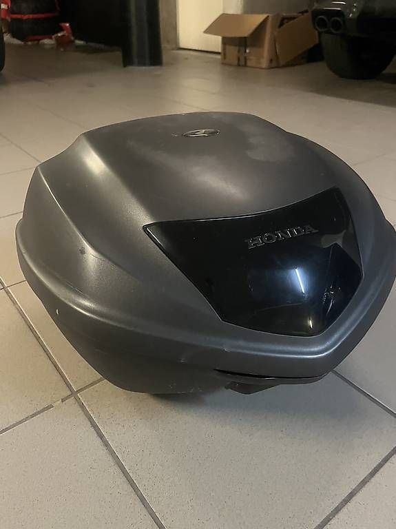 Honda Topcase: Bauletto Honda CB500X originale con supporto – Gebraucht aus Paradiso von roberto.dallamuta 1