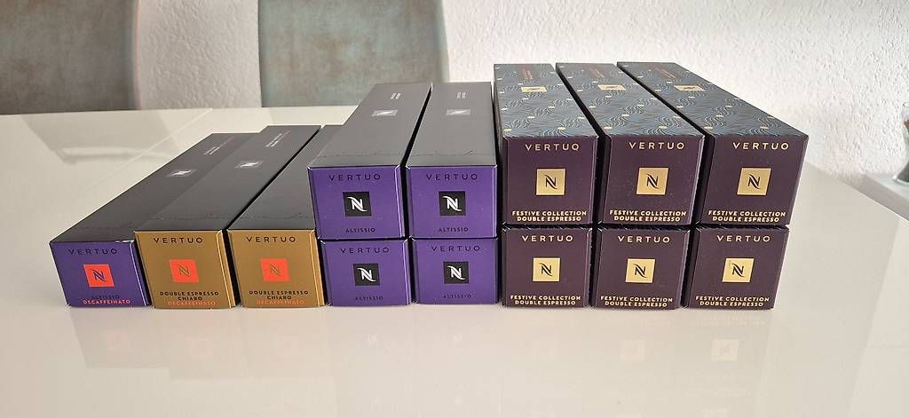 Nespresso Macchine per caffè & Macchine per espresso: Kaffeemaschine Nespresso-Vertuo – Usato da Heimberg venduto da gagiii 4