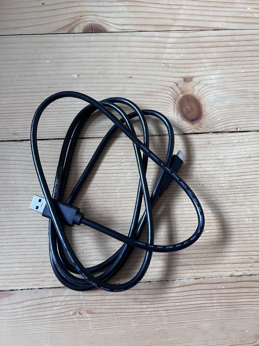 Cavi: USB C auf USB A Kabel 2m – Usato da Zürich venduto da badwithusernames