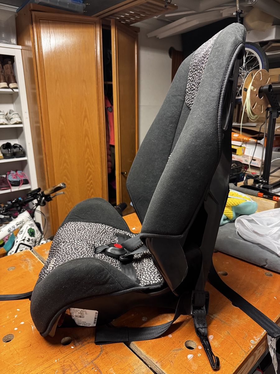 Seggiolini per auto: Child Car Seat – Usato da Diessbach b. Büren venduto da MarioRW 1