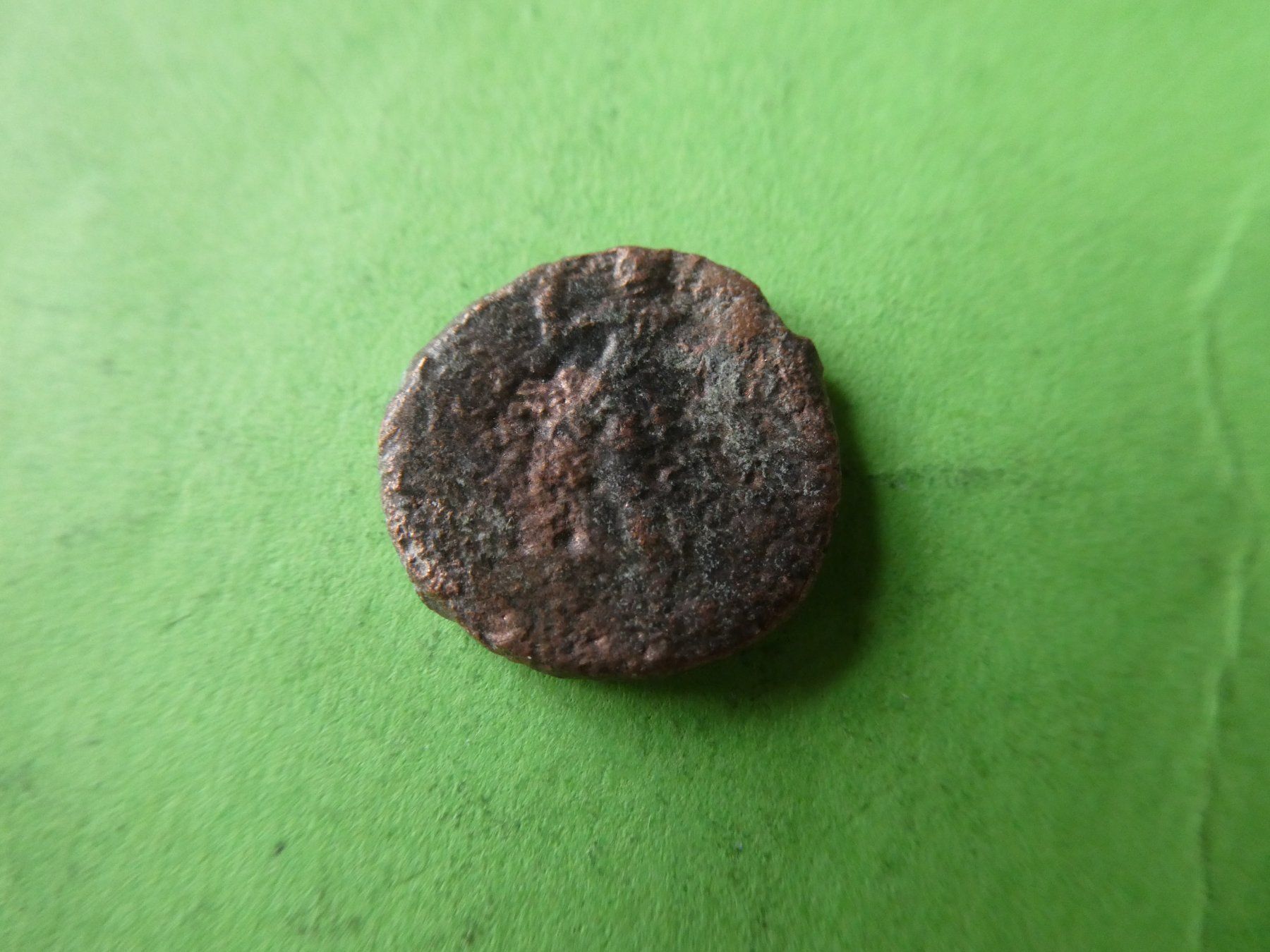 Tutti le monete: uralte Bronzemünze 15 mm     1.72 g – Usato da Hinterforst venduto da Rohusri 2