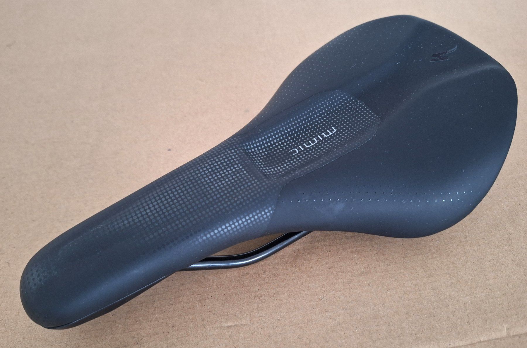 Specialized Ersatzteile: Sattel Specialized Bridge Comp MIMIC, 143 mm breit – Gebraucht aus Rothenburg von