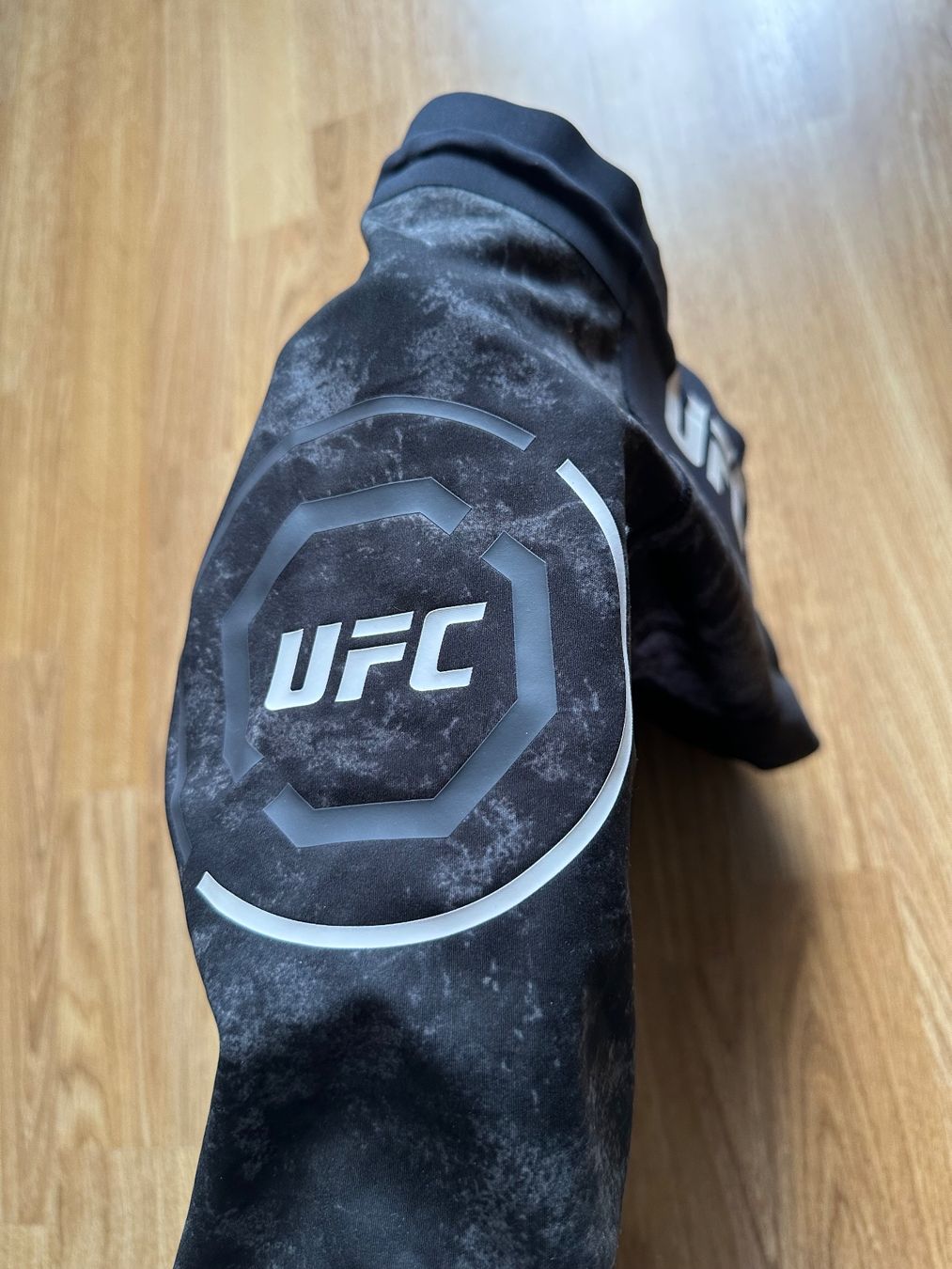 Reebok Pantaloni: UFC Fightshorts – Nuovo (secondo la descrizione) da Ennenda venduto da schueppi 2