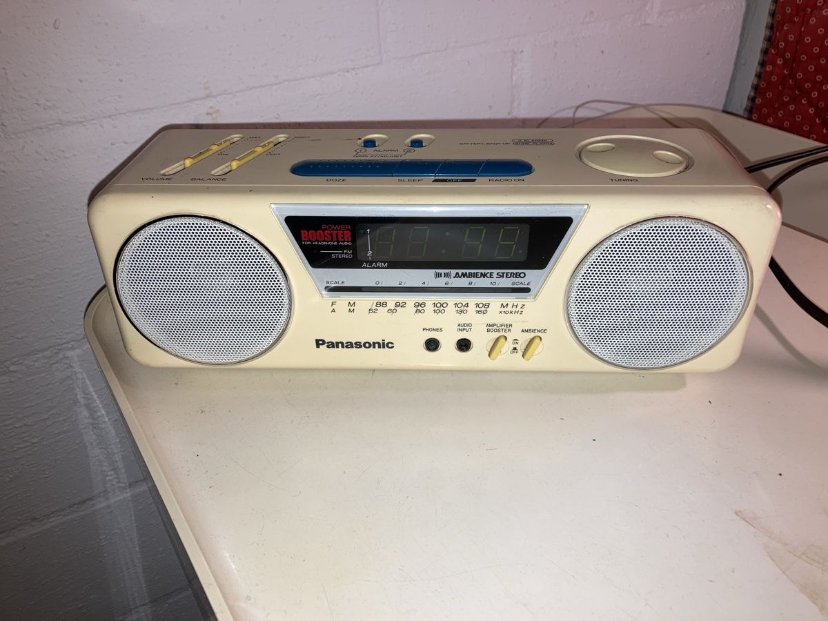 Panasonic Radio: Panasonic Stereo Radiowecker, RC-X210 – Usato da Wetzikon ZH venduto da Kohle3