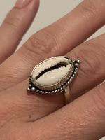 Ring Silber 925 mit Muschel, grössenverstellbar