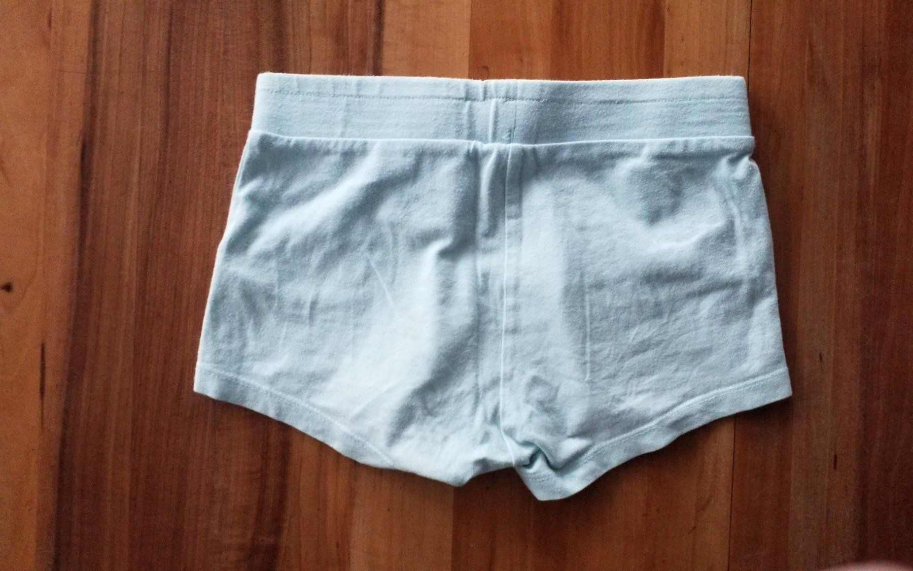 C&A Pantaloni: Kurze Shorts für Mädchen – Usato da Sachseln venduto da Cadfael1